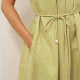 100% Linned Pleated Crew Neck Midi Kjole med Aftagelige Bånd MIRA