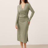 Crossover V-Hals Wrap Stretch Midi Kjole MARNIE