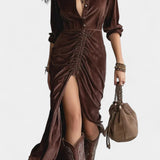 Quitterie Midi Kjole i Plisseret Velour med Vintage Knapper